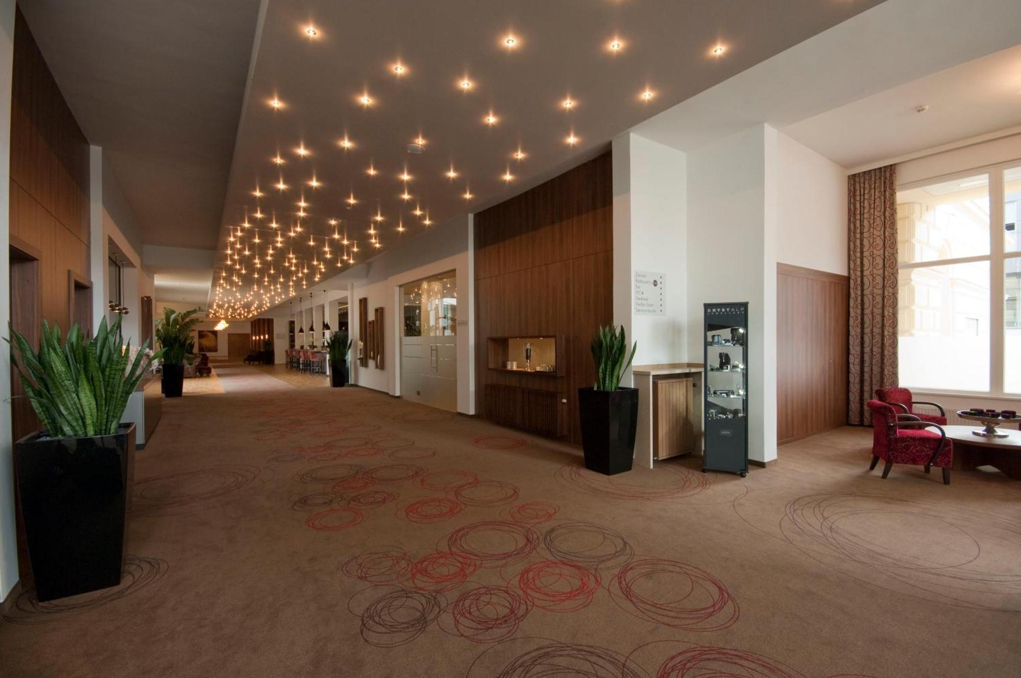 Cityhotel D&C St.Poelten Sankt Polten Bagian luar foto