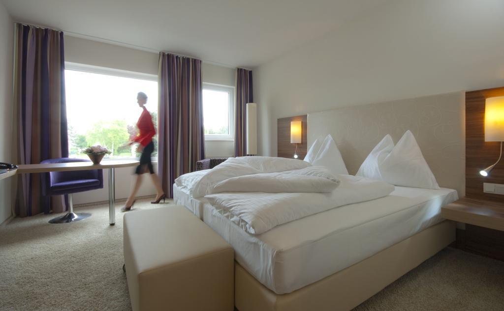 Cityhotel D&C St.Poelten Sankt Polten Bagian luar foto