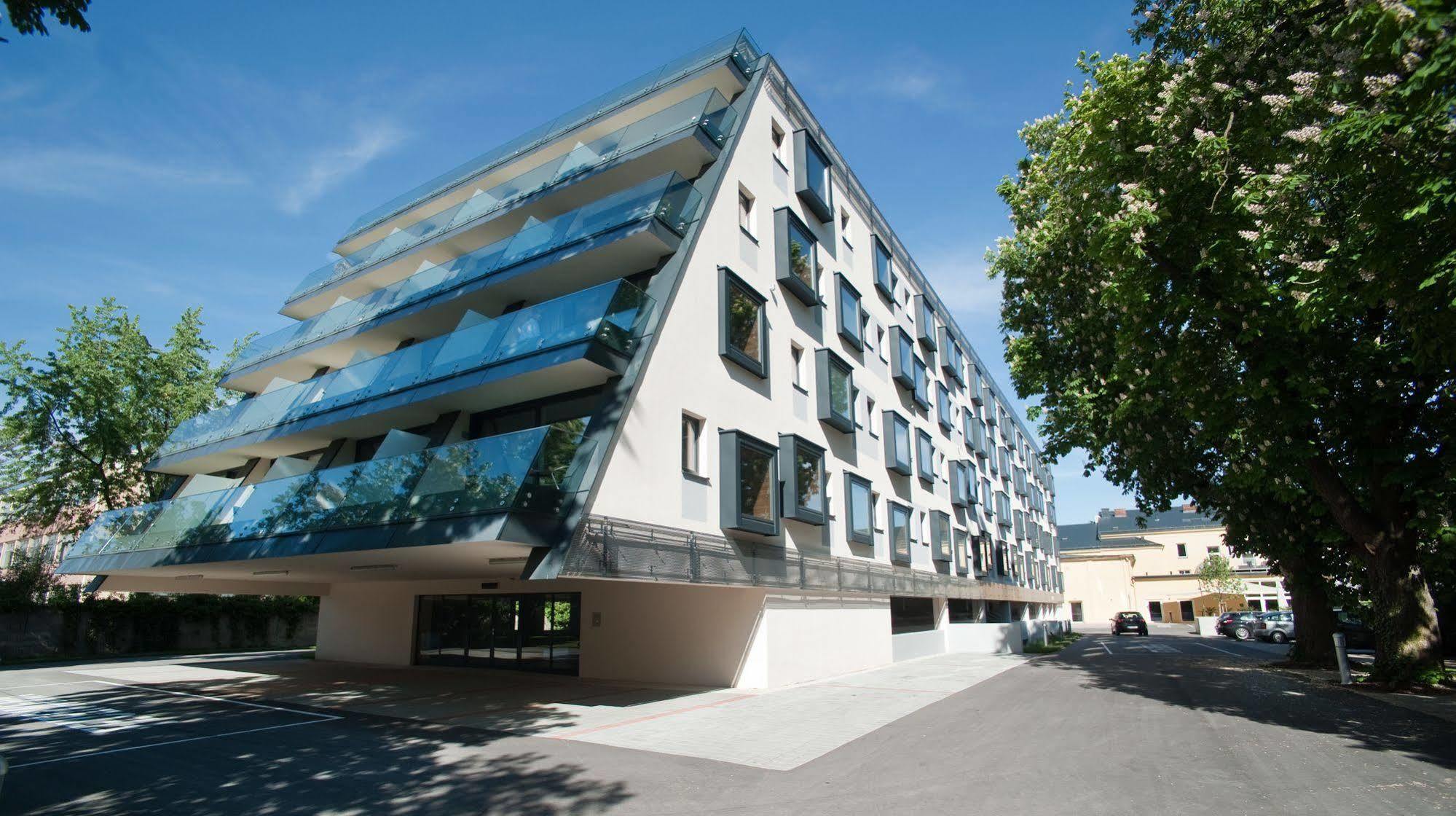 Cityhotel D&C St.Poelten Sankt Polten Bagian luar foto